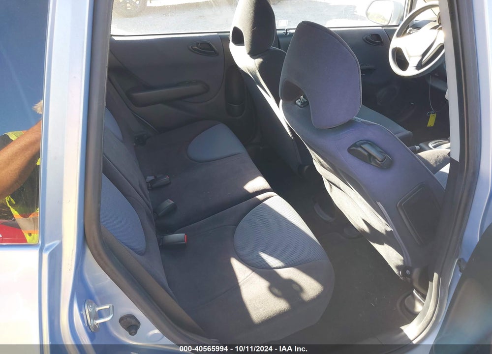 2008 HONDA FIT VIN: JHMGD384X8S066016
