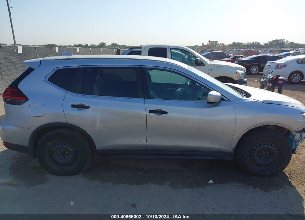 2017 NISSAN ROGUE S VIN: 5N1AT2MNXHC741517