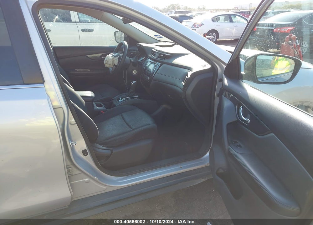 2017 NISSAN ROGUE S VIN: 5N1AT2MNXHC741517