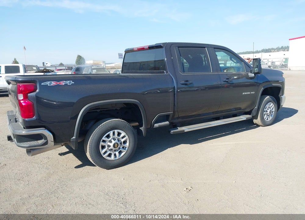 2024 CHEVROLET SILVERADO 2500HD 4WD STANDARD BED LT VIN: 2GC4YNEY4R1229921