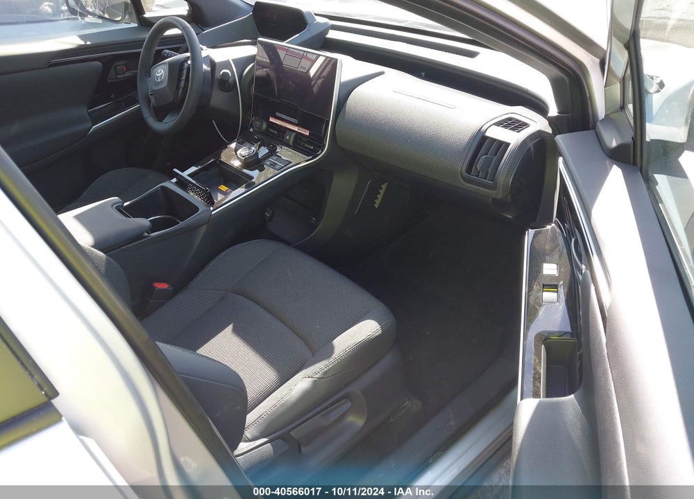 2024 TOYOTA BZ4X XLE VIN: JTMABACA7RA079957