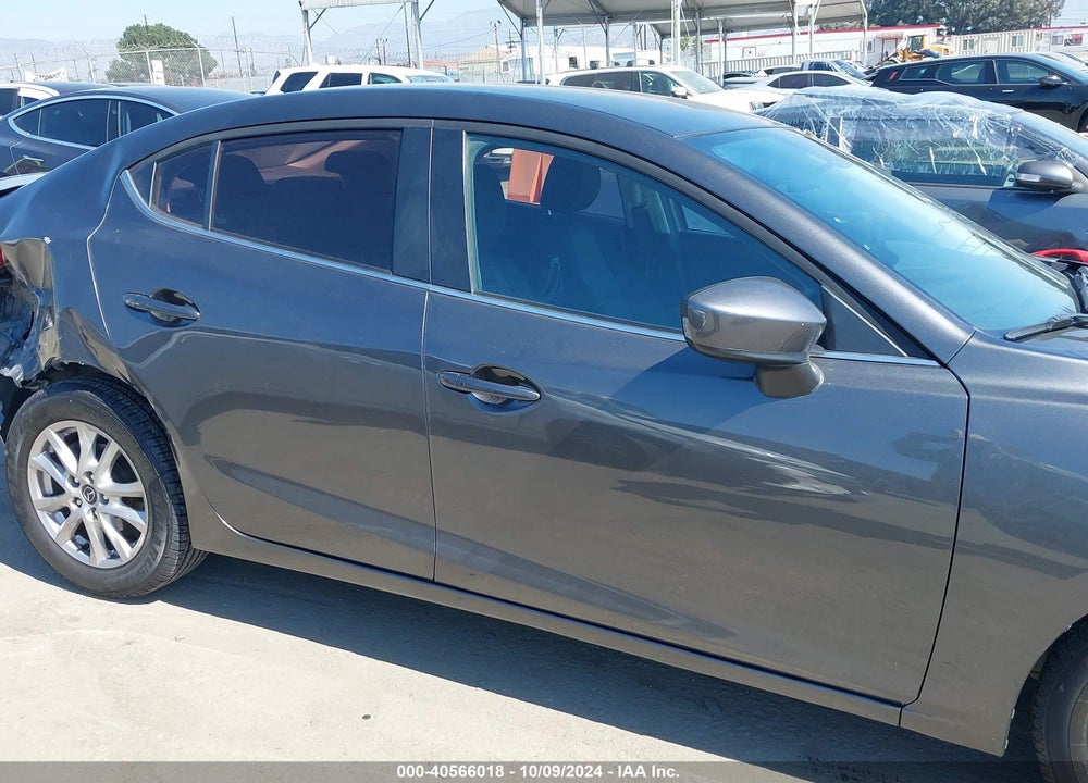 2014 MAZDA 3 I TOURING VIN: JM1BM1V74E1111872