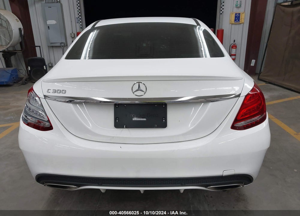 2018 MERCEDES-BENZ C 300 VIN: 55SWF4JB4JU249676