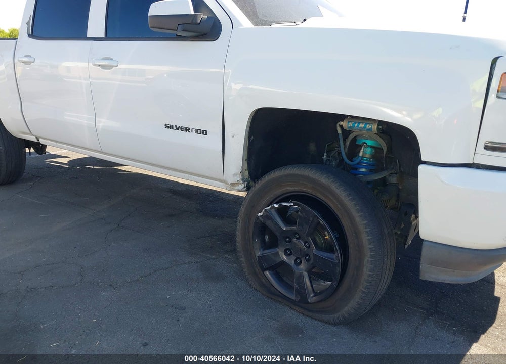 2015 CHEVROLET SILVERADO 1500 1LT VIN: 3GCUKREC7FG113693