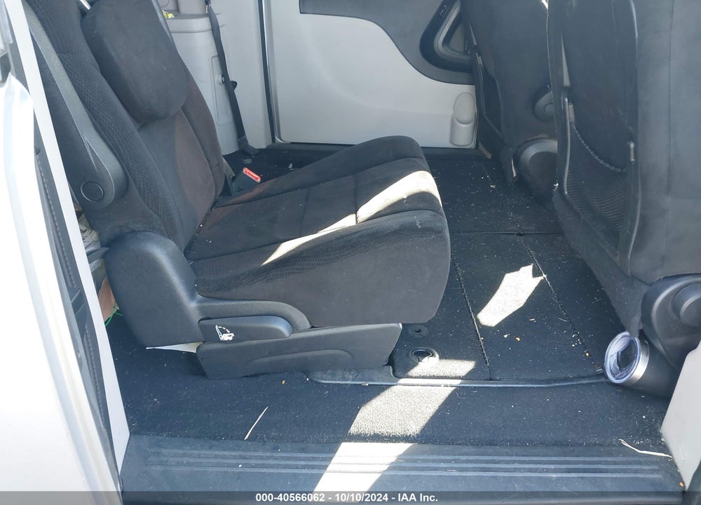 2013 DODGE GRAND CARAVAN VIN: 2C4RDGCG7DR738676