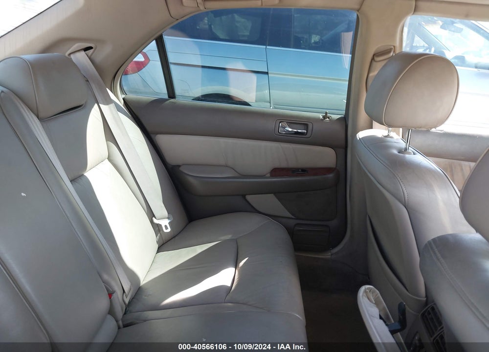 2002 ACURA RL 3.5 VIN: JH4KA96572C008772