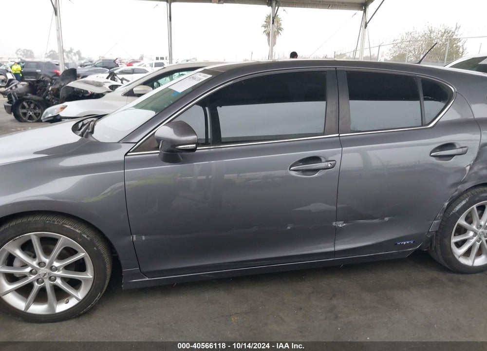 2013 LEXUS CT 200H VIN: JTHKD5BH6D2142813