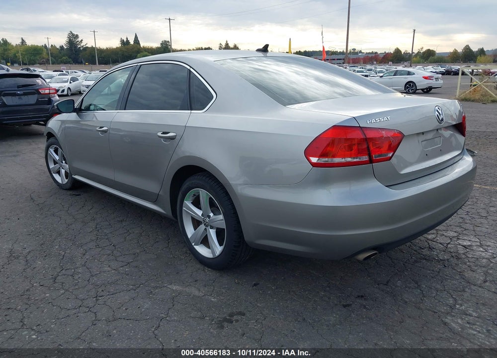 2012 VOLKSWAGEN PASSAT 2.5L SE VIN: 1VWBP7A36CC043926