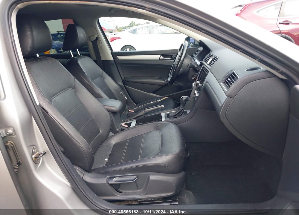 2012 VOLKSWAGEN PASSAT 2.5L SE VIN: 1VWBP7A36CC043926