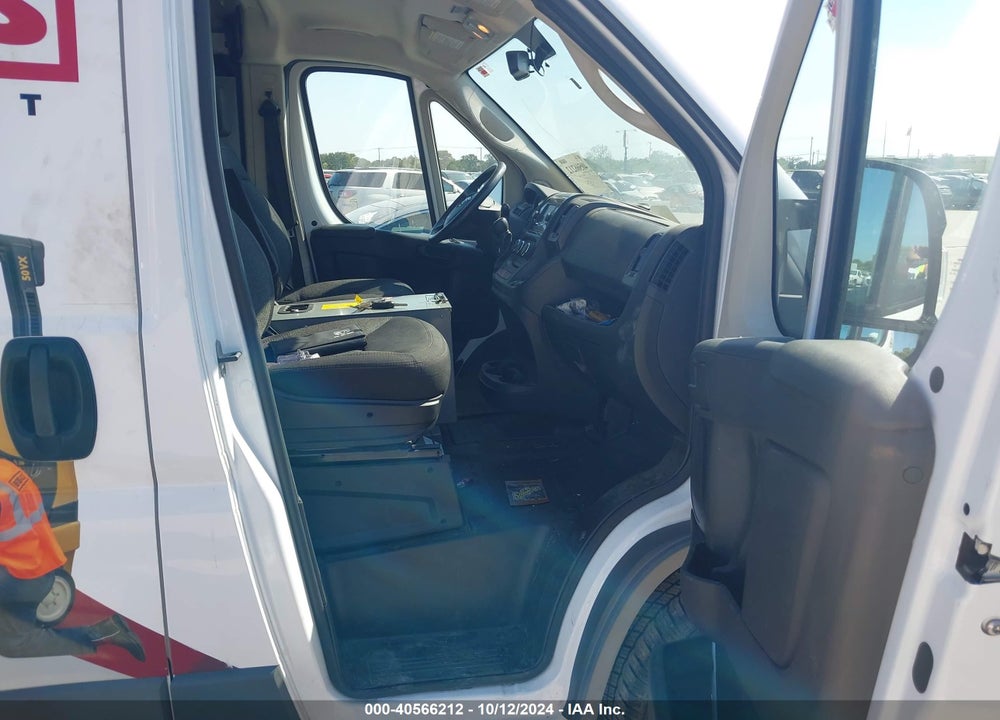 2018 RAM PROMASTER 2500 HIGH ROOF 159 WB VIN: 3C6TRVDG6JE140156