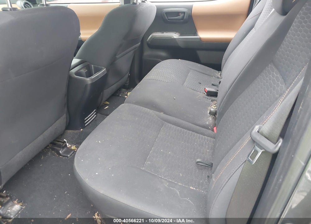 2019 TOYOTA TACOMA SR5 VIN: 5TFAX5GN1KX141992