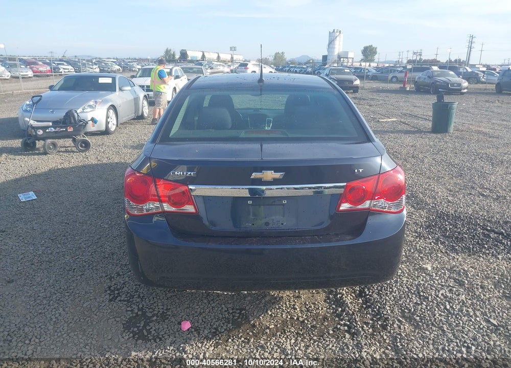 2014 CHEVROLET CRUZE 1LT AUTO VIN: 1G1PC5SB4E7172508