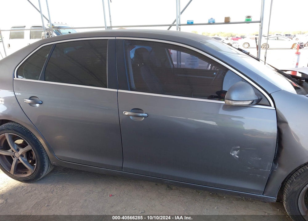 2005 VOLKSWAGEN JETTA TDI VIN: 3VWRT71K15M634684