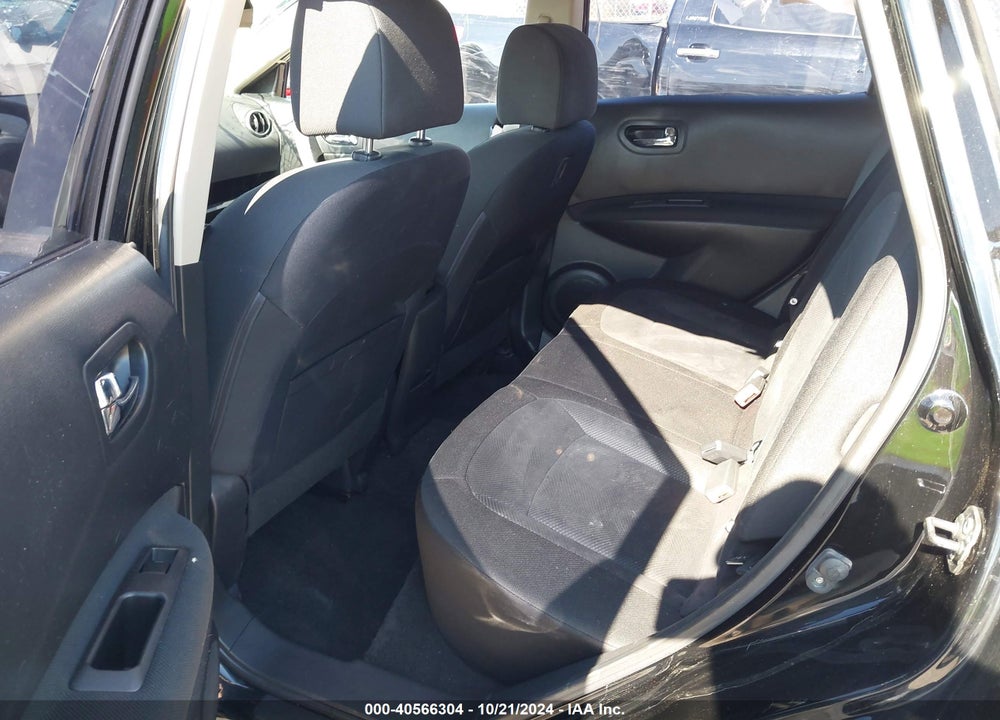 2014 NISSAN ROGUE SELECT S VIN: JN8AS5MV7EW705176