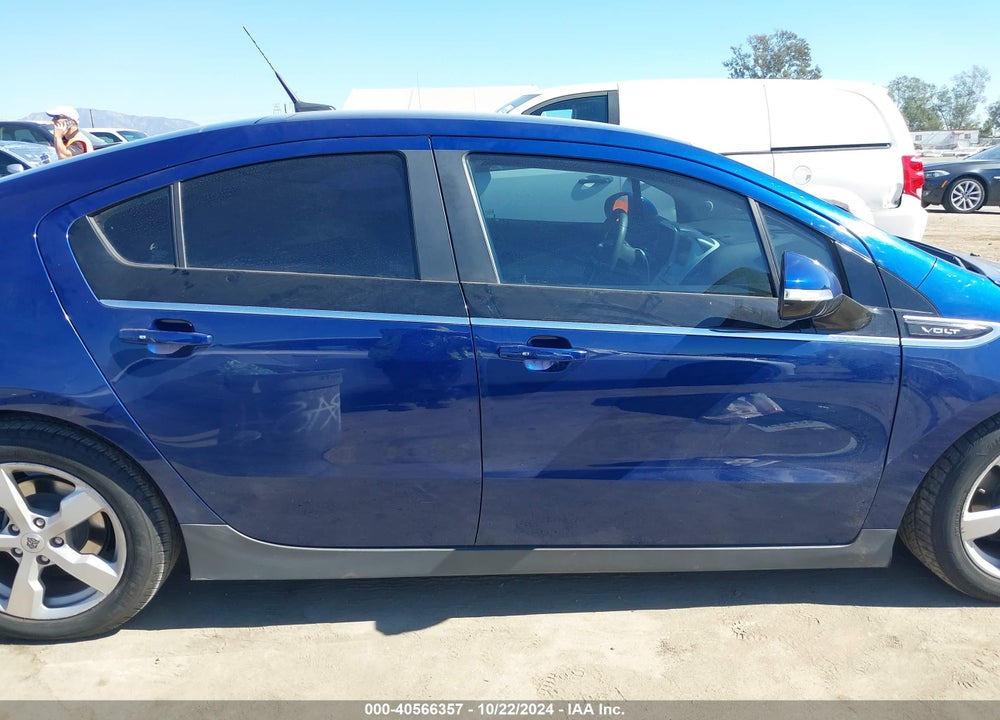 2012 CHEVROLET VOLT VIN: 1G1RE6E42CU123053