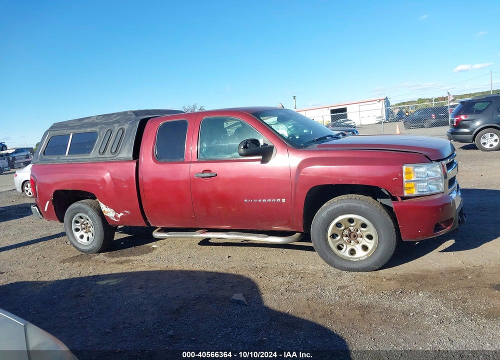 2009 CHEVROLET SILVERADO 1500 LT VIN: 1GCEK29029Z200207