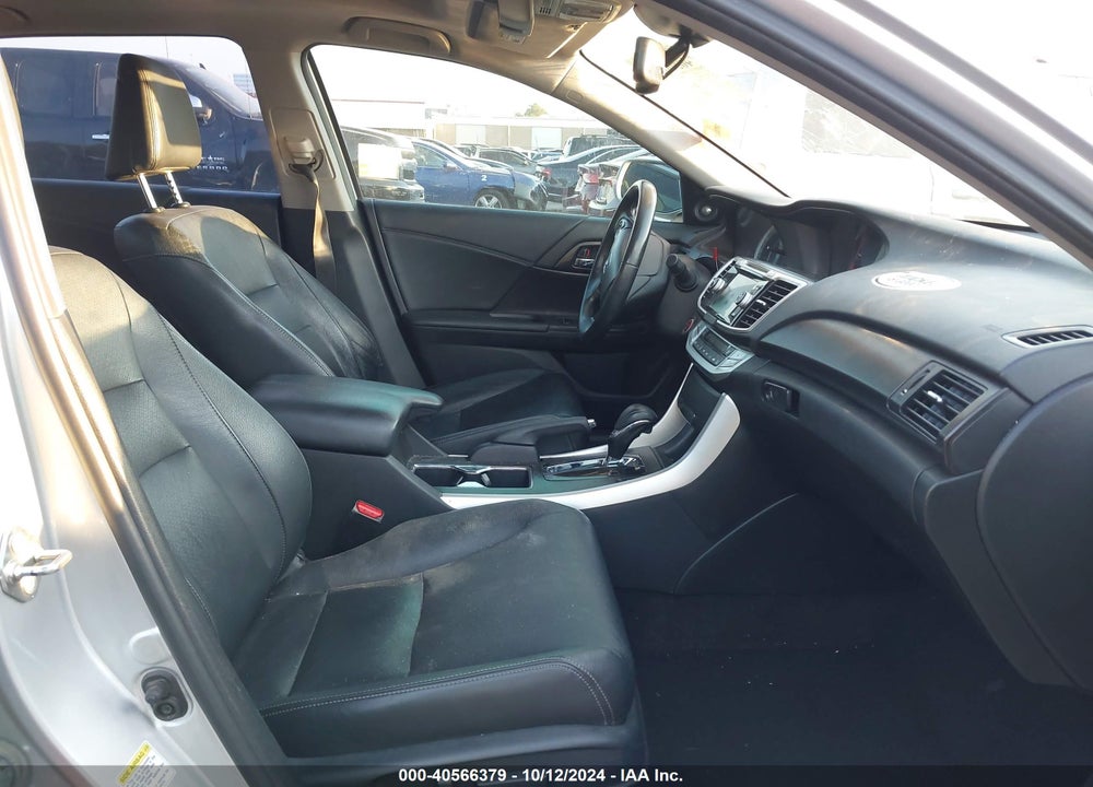 2015 HONDA ACCORD EX-L V-6 VIN: 1HGCR3F86FA019027
