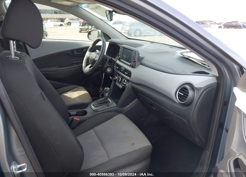 2020 HYUNDAI KONA SE VIN: KM8K12AAXLU443757