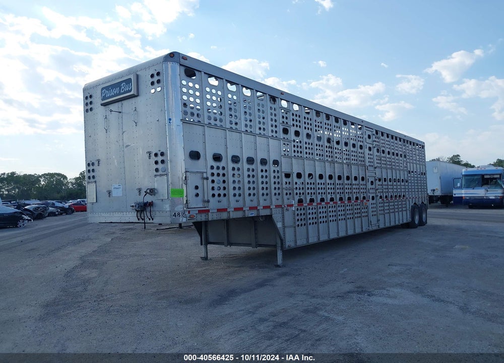 2010 M H EBY TRAILERS LIVESTOCK VIN: 4A2LD512XA3002774