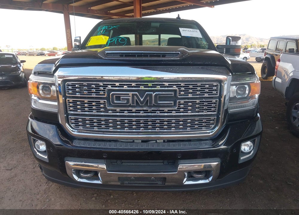 2018 GMC SIERRA 3500HD DENALI VIN: 1GT42YEY6JF214093