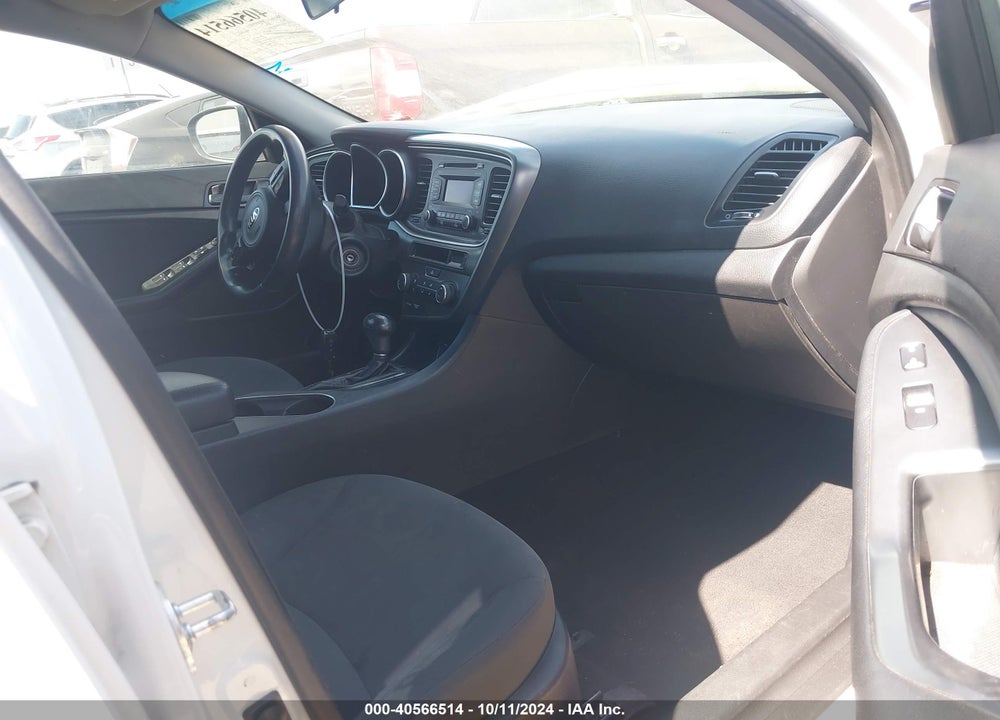 2015 KIA OPTIMA LX VIN: KNAGM4A76F5621497