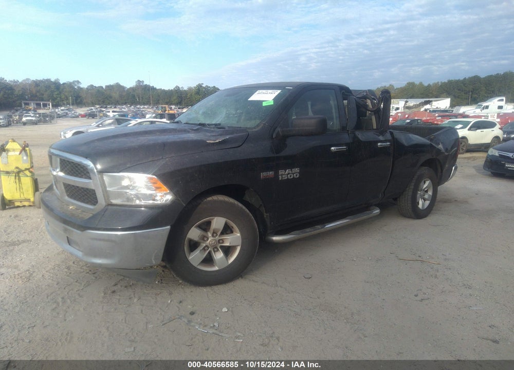 2017 RAM 1500 SLT 4X2 6'4 BOX VIN: 1C6RR6GT4HS817852
