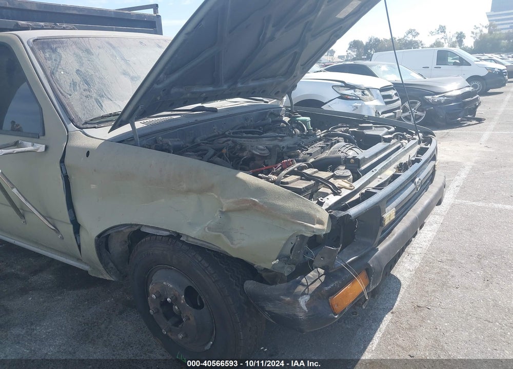 1993 TOYOTA PICKUP CAB CHASSIS SUPER LONG WB VIN: JT5VN94T8P0032815