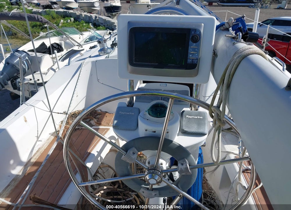 2004 HUNTER 31FT SAILBOAT VIN: HUN33160C404