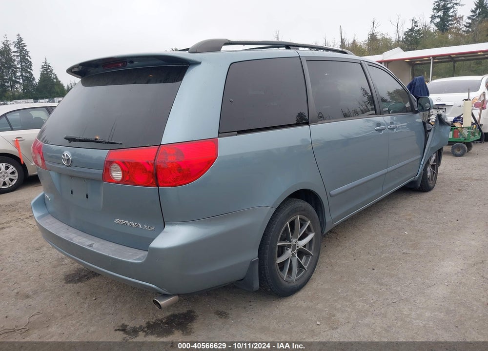 2006 TOYOTA SIENNA XLE VIN: 5TDZA22C86S582717