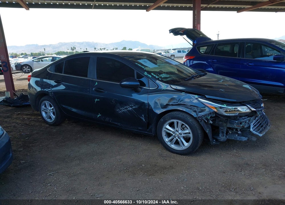 2018 CHEVROLET CRUZE LT AUTO VIN: 1G1BE5SMXJ7141988