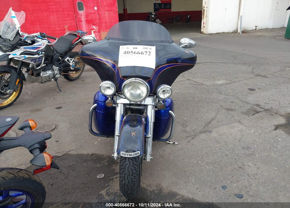 2004 HARLEY-DAVIDSON FLHTCSE VIN: 1HD1PJE134Y951371