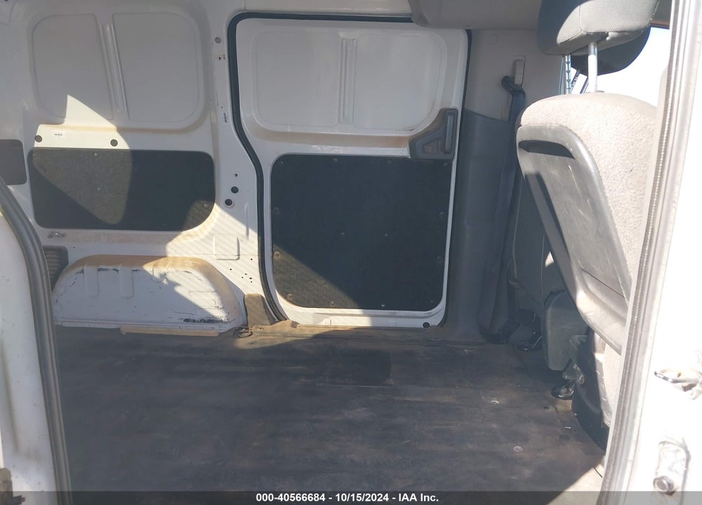 2015 NISSAN NV200 S/SV VIN: 3N6CM0KN4FK721740