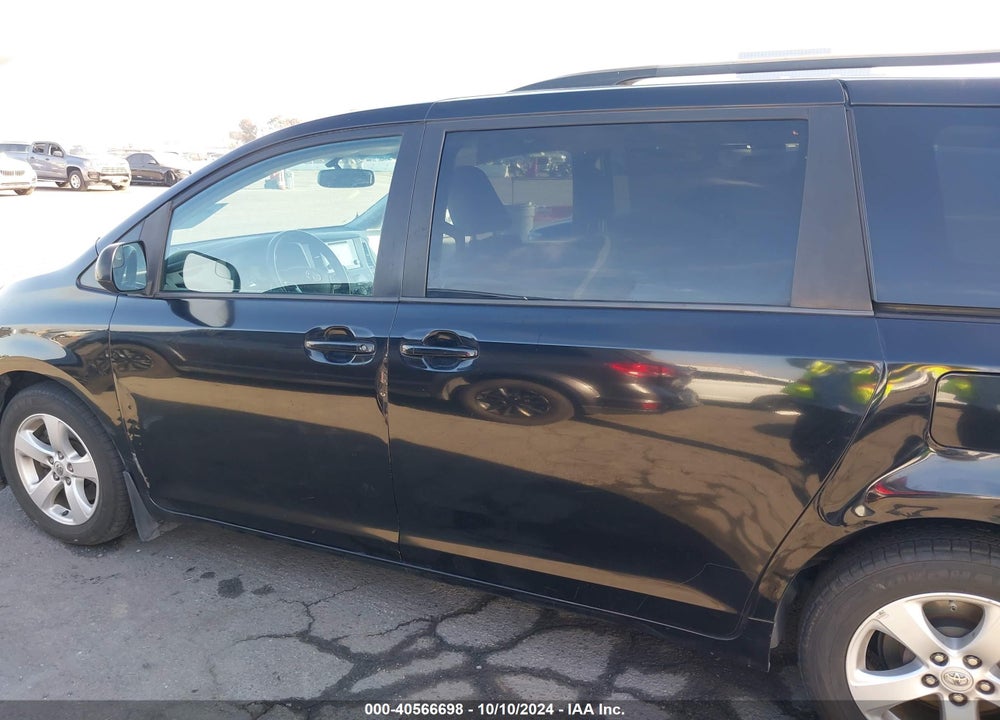 2016 TOYOTA SIENNA LE 8 PASSENGER VIN: 5TDKK3DC4GS755717
