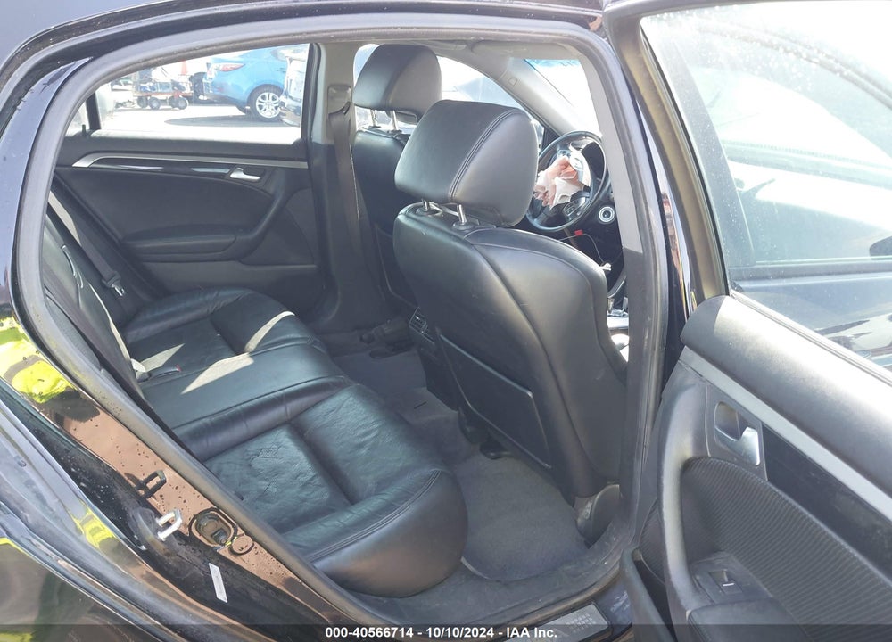 2005 ACURA TL VIN: 19UUA66235A042207