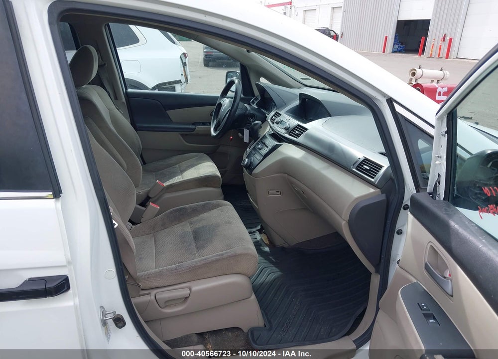 2013 HONDA ODYSSEY LX VIN: 5FNRL5H27DB082317