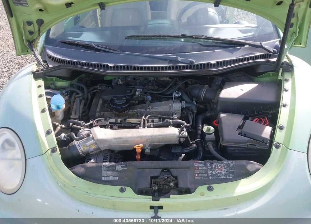 2002 VOLKSWAGEN NEW BEETLE GLX VIN: 3VWDD21C32M409827