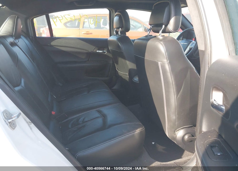 2014 CHRYSLER 200 VIN: 1C3CCBCG2EN151512