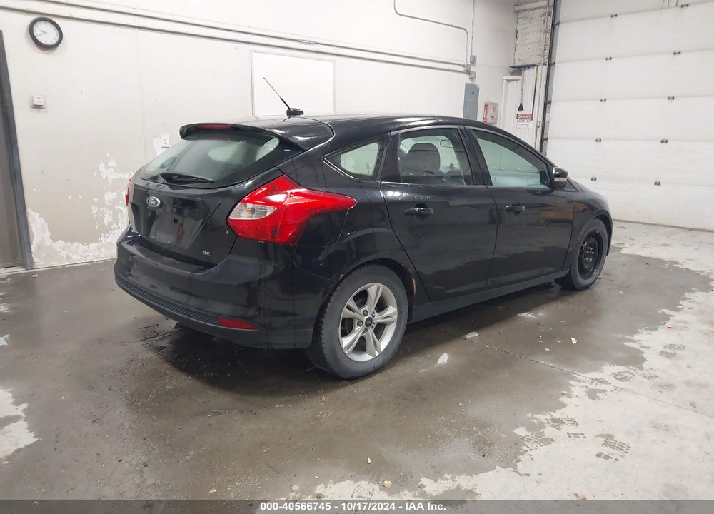 2013 FORD FOCUS SE VIN: 1FADP3K2XDL267850