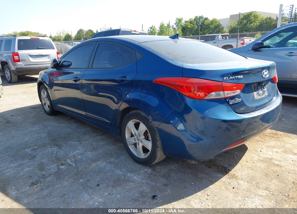 2013 HYUNDAI ELANTRA GLS VIN: KMHDH4AE0DU935850