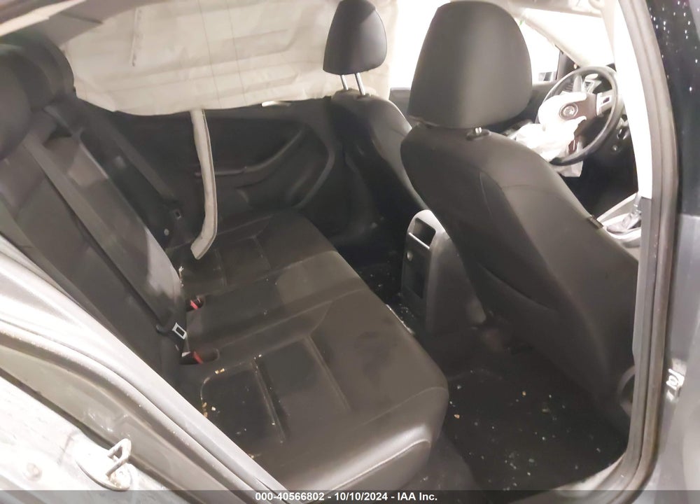 2012 VOLKSWAGEN JETTA 2.5L SE VIN: 3VWDP7AJXCM377205