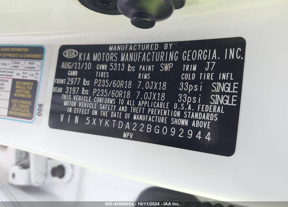 2011 KIA SORENTO LX V6 VIN: 5XYKTDA22BG092944