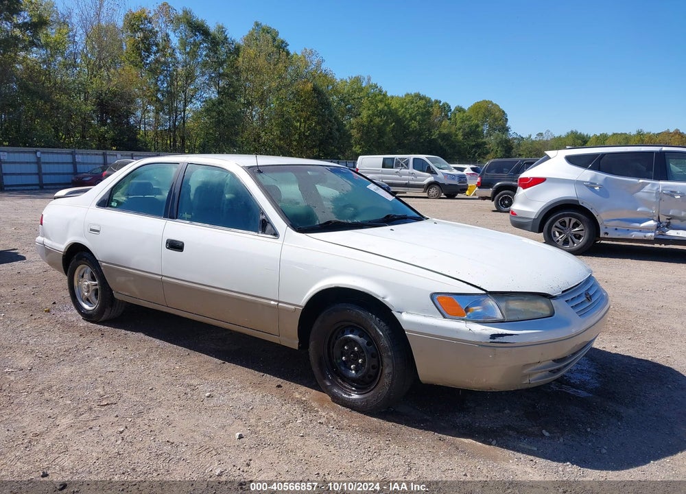 1997 TOYOTA CAMRY LE VIN: 4T1BG22K3VU124192
