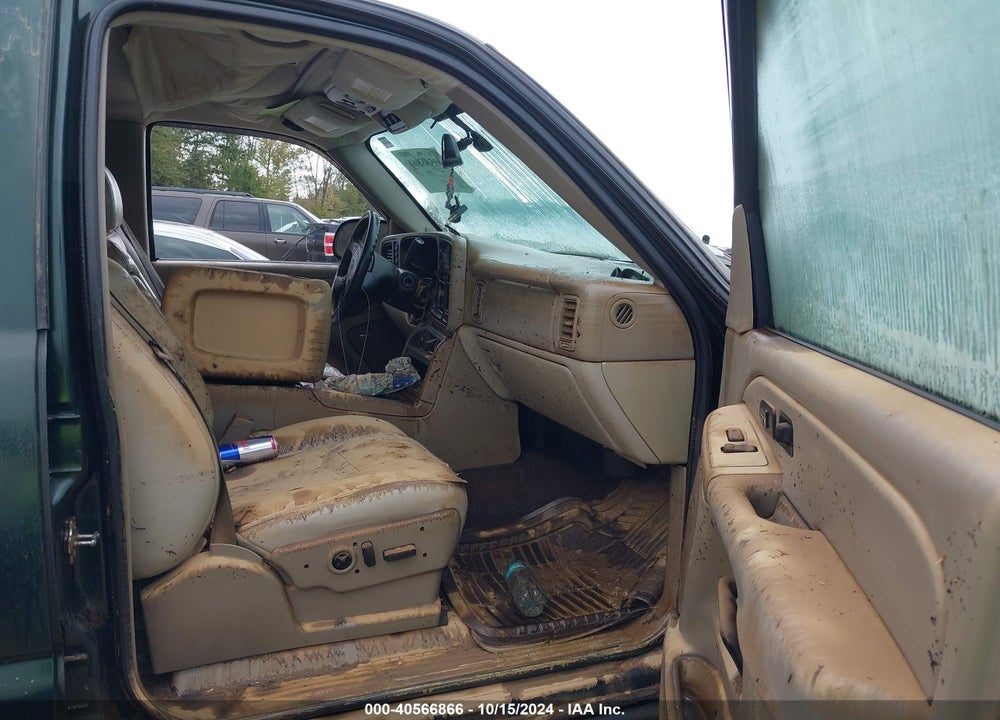 2004 CHEVROLET SUBURBAN 1500 Z71 VIN: 3GNFK16Z84G200634