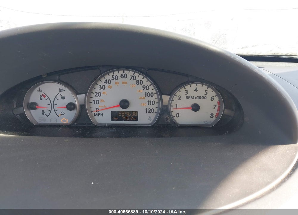 2004 SATURN ION 3 VIN: 1G8AL52F24Z214140
