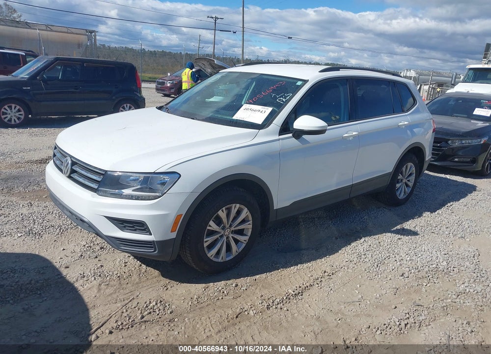 2018 VOLKSWAGEN TIGUAN 2.0T S VIN: 3VV1B7AX9JM053055