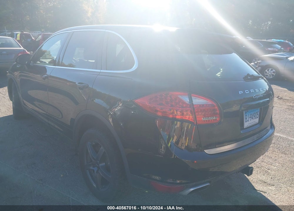 2014 PORSCHE CAYENNE DIESEL VIN: WP1AF2A2XELA83245