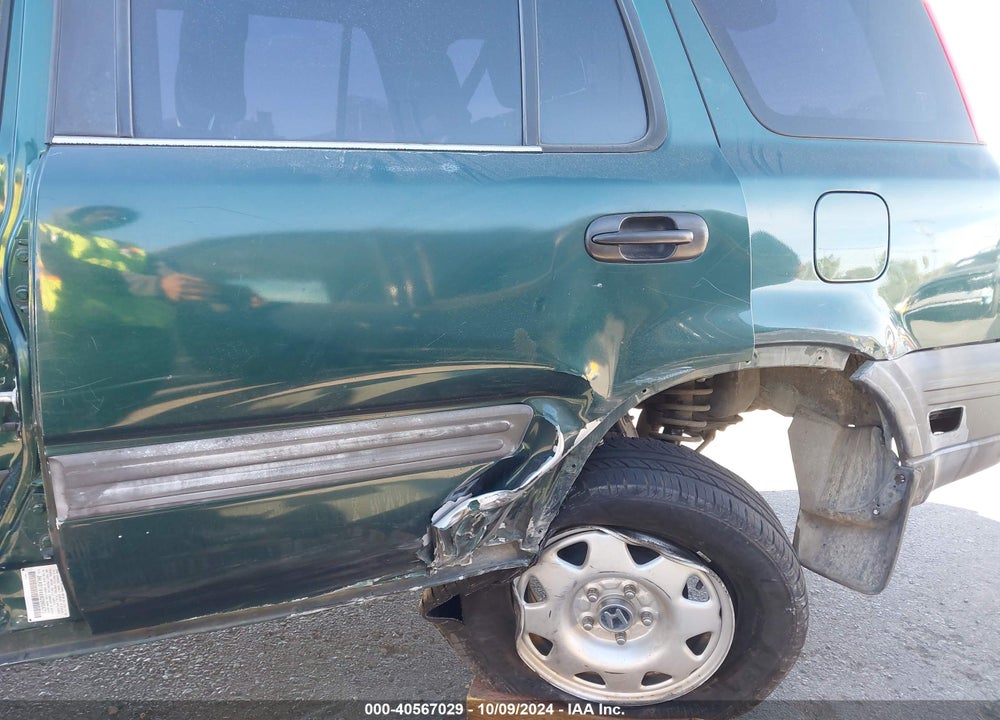 1999 HONDA CR-V LX VIN: JHLRD1846XC065472