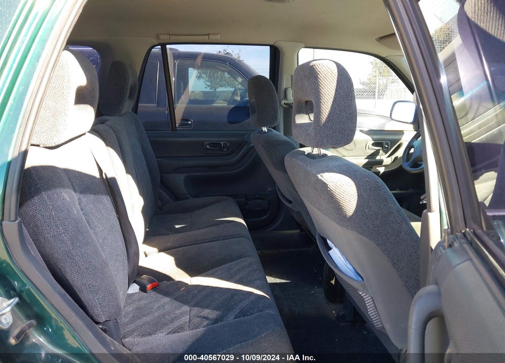 1999 HONDA CR-V LX VIN: JHLRD1846XC065472