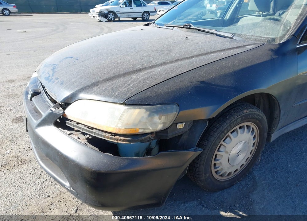 2002 HONDA ACCORD 2.3 LX VIN: 1HGCG66572A106037