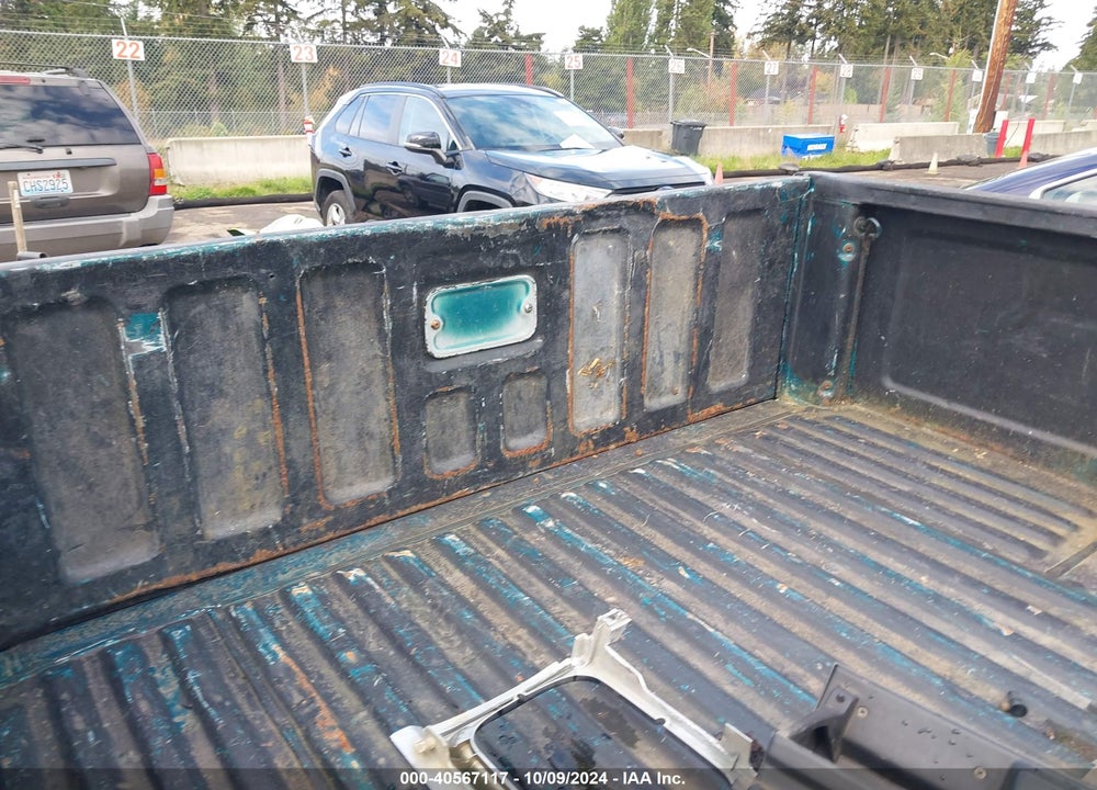 1995 NISSAN TRUCK XE VIN: 1N6SD11Y1SC475999